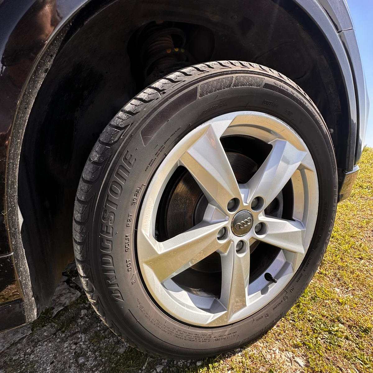 
								Audi Q2 1.0 TFSI SPORT ULTRA completo									