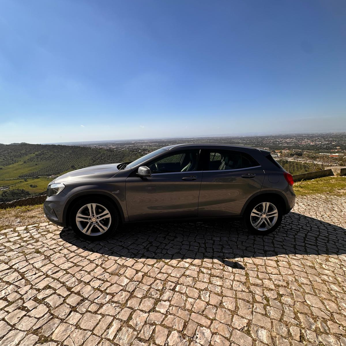 
								Mercedes Benz CLA 200 d urban completo									