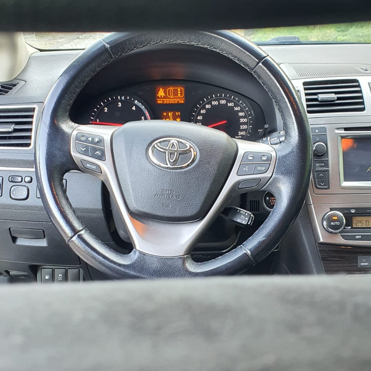 
								Toyota X-play Touch completo									