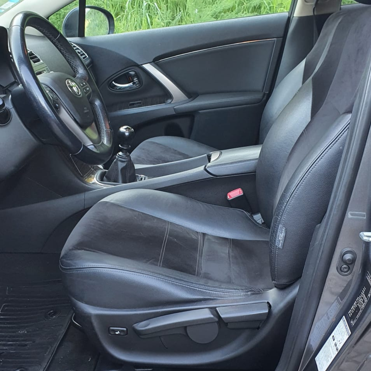 
								Toyota X-play Touch completo									