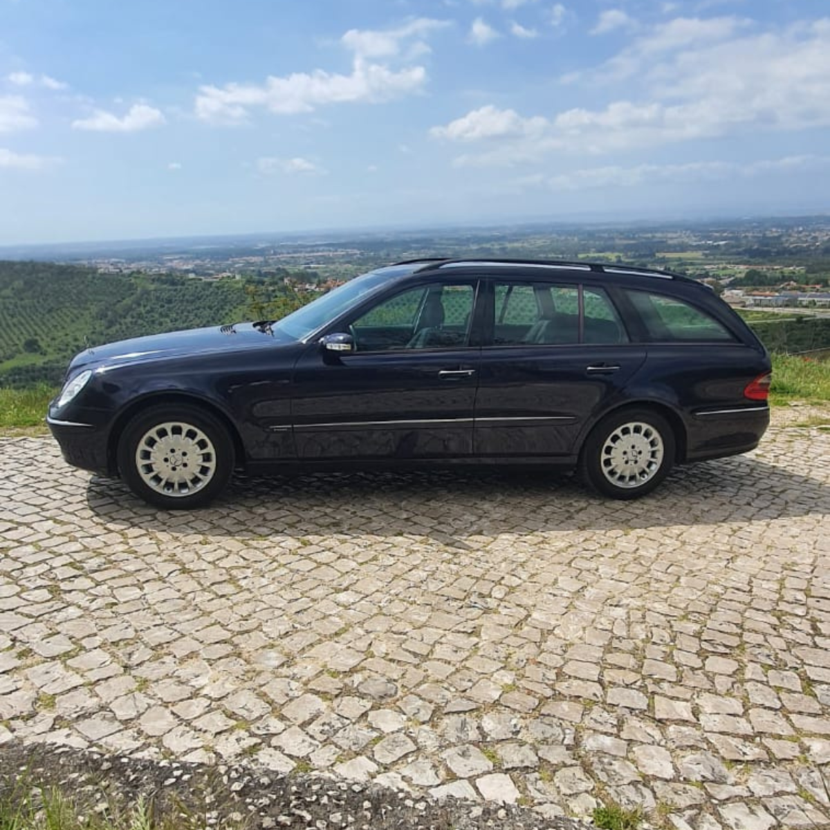 
								MERCEDES E220 CDI completo									