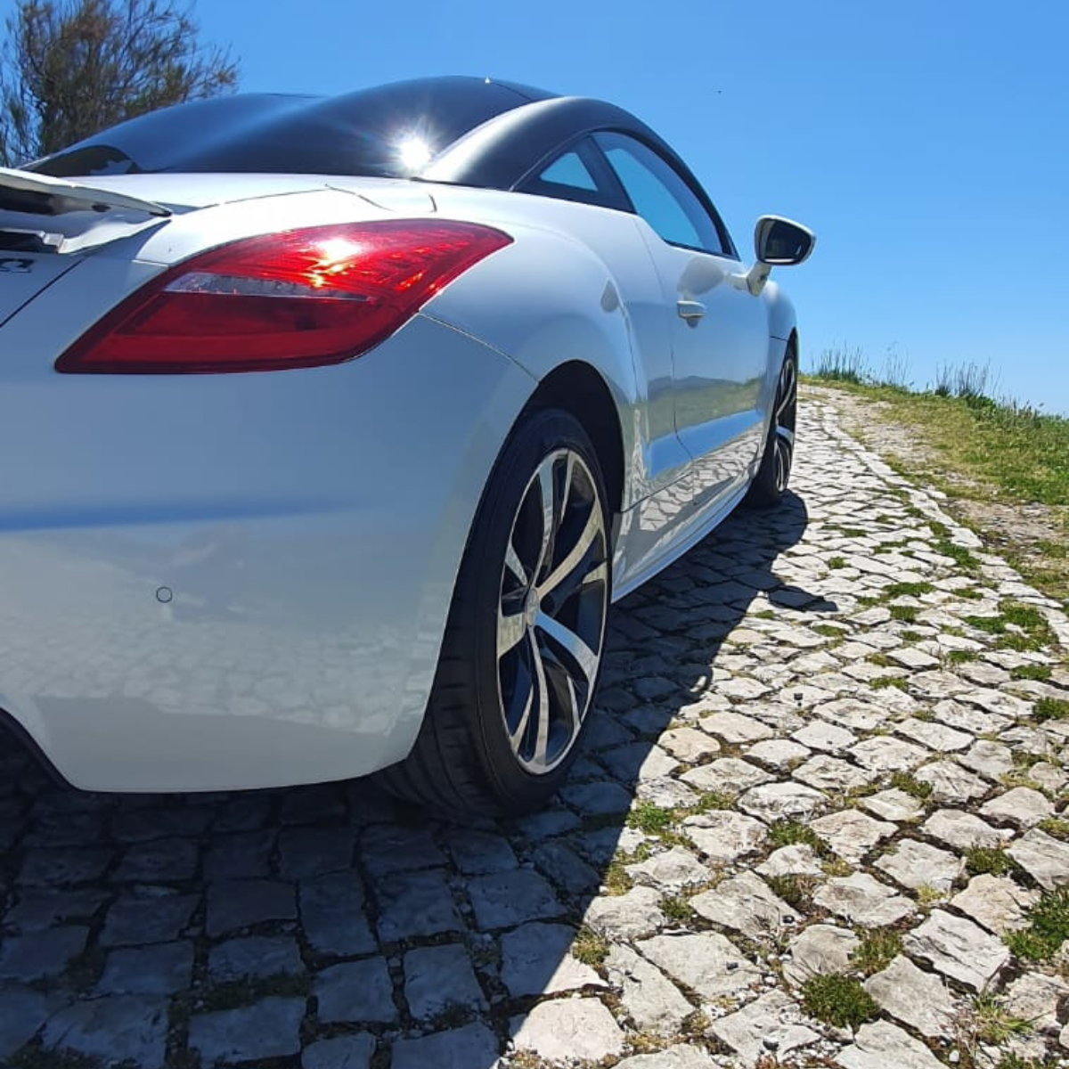 
								Peugeot RCZ 1.6 THP 200 cavalos de potência completo									