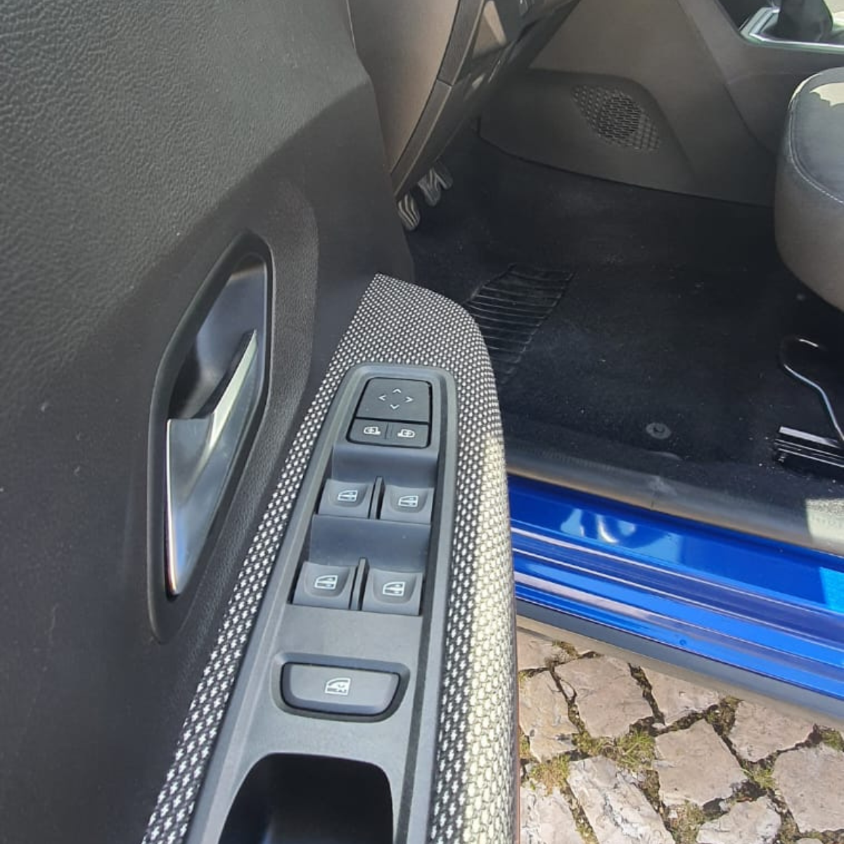 
								Dacia Sandero 1.0 Stepway ConfortAno completo									