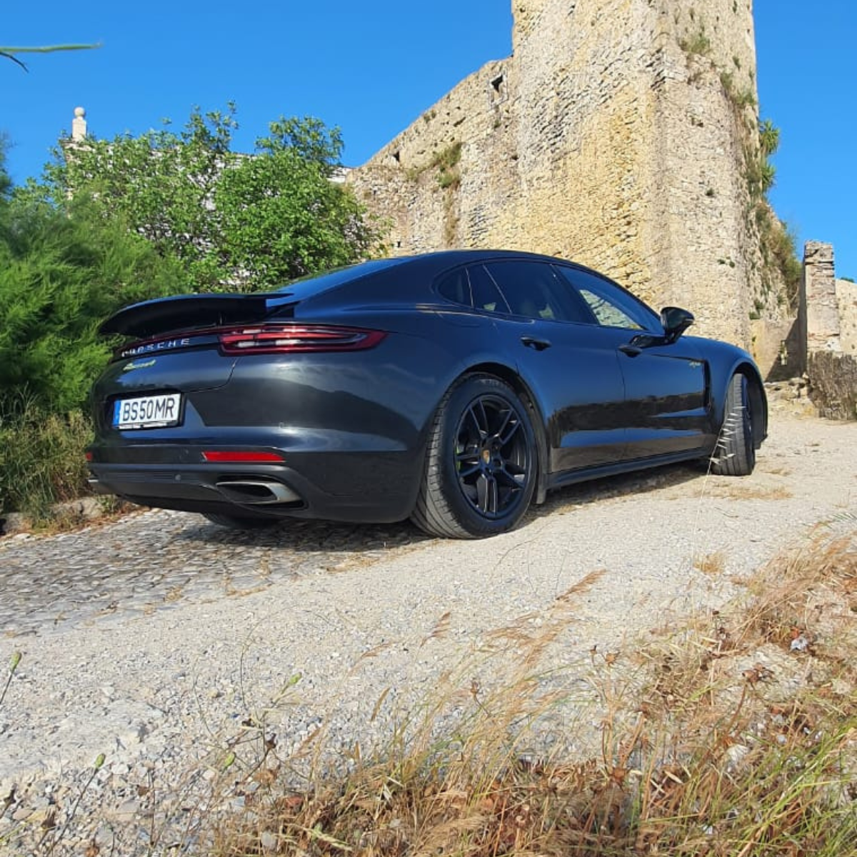 
								Porsche Panamera 4 E-Hibrido completo									