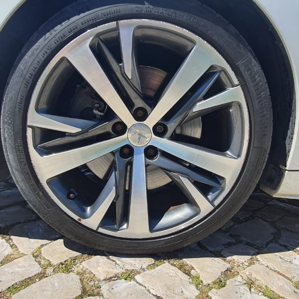 
								Peugeot RCZ 1.6 THP 200 cavalos de potência completo									