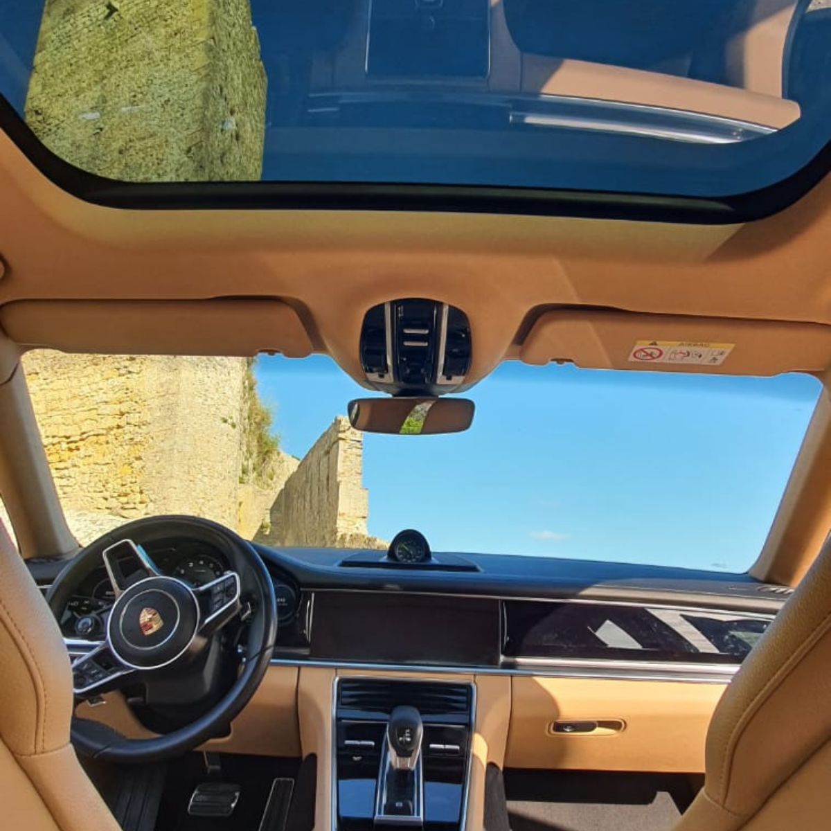 
								Porsche Panamera 4 E-Hibrido completo									