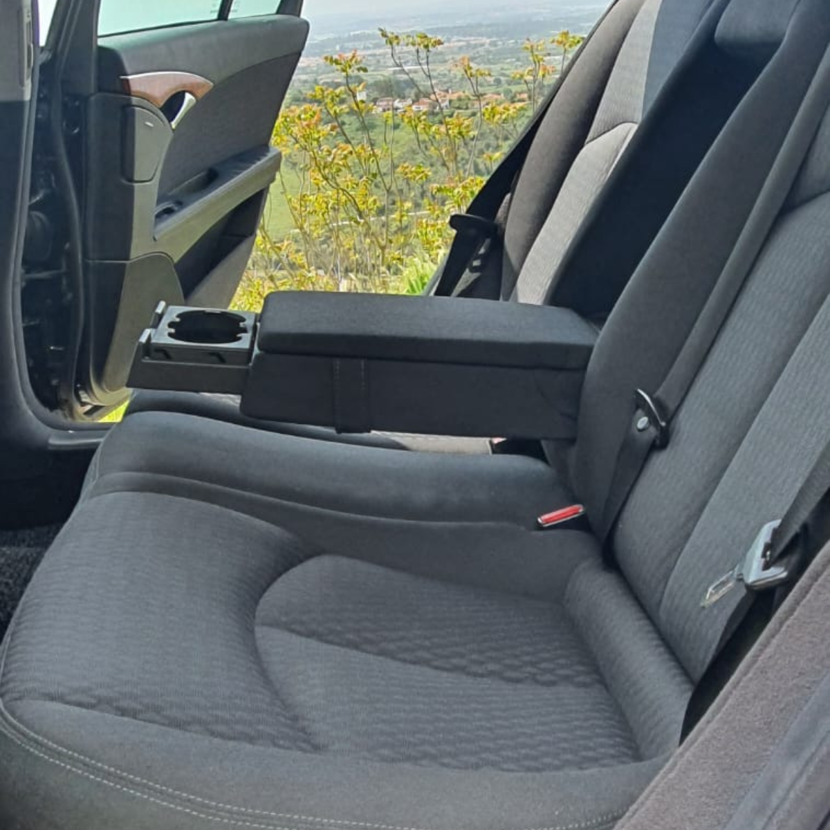 
								MERCEDES E220 CDI completo									