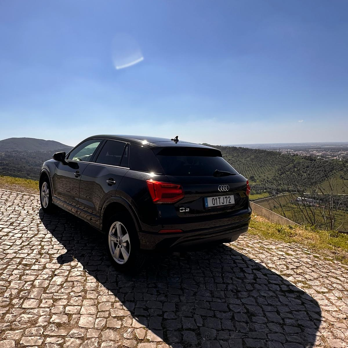 
								Audi Q2 1.0 TFSI SPORT ULTRA completo									