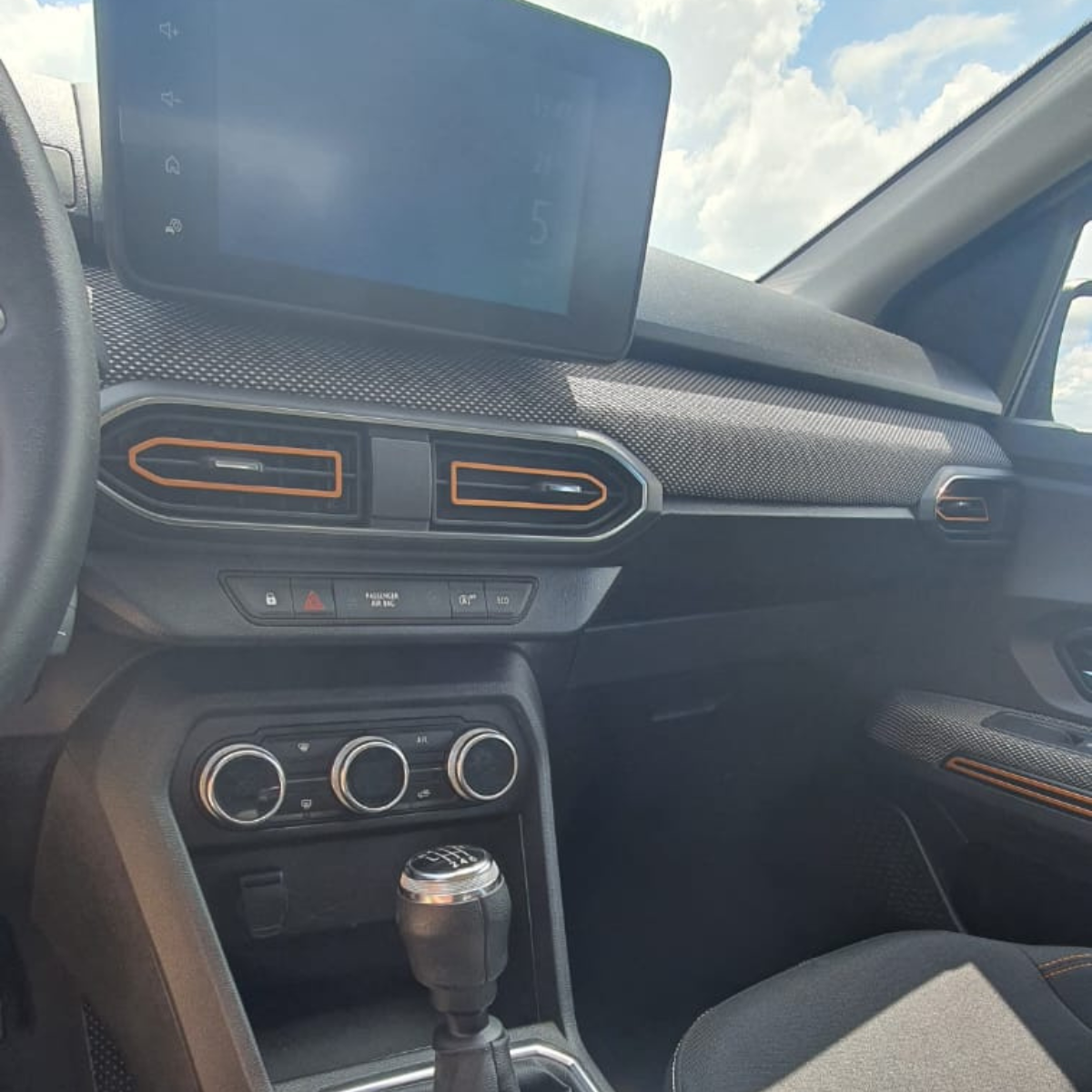 
								Dacia Sandero 1.0 Stepway ConfortAno completo									