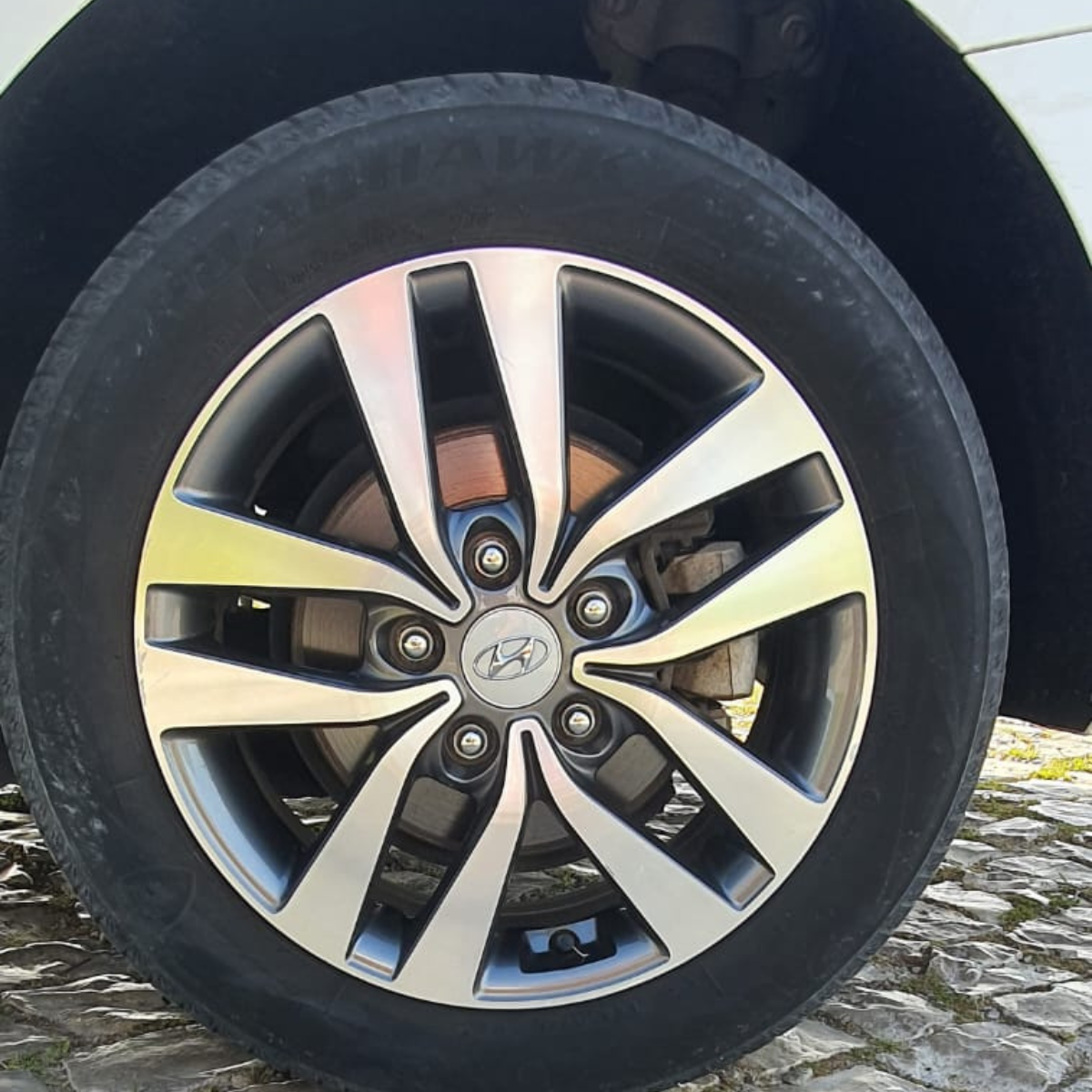 
								Hyundai I30 1.0 TGDI completo									