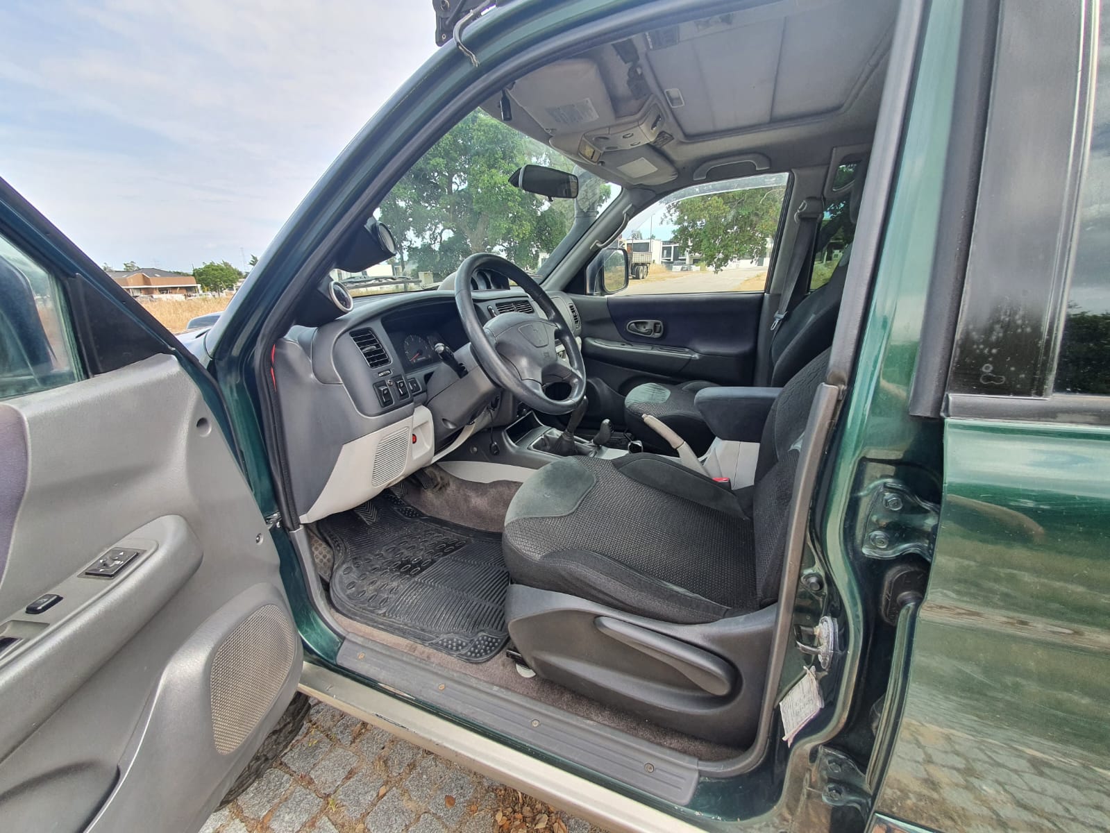 
								Pajero Sport GLS 4X4 2.5 V6 completo									